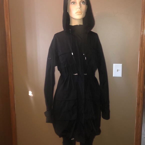 BCBGMaxAzria Jackets & Blazers - BCBG maxazria light weight jacket